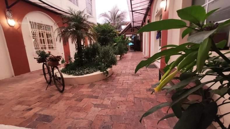 Hostal Yakumama Cuenca Kültér fotó