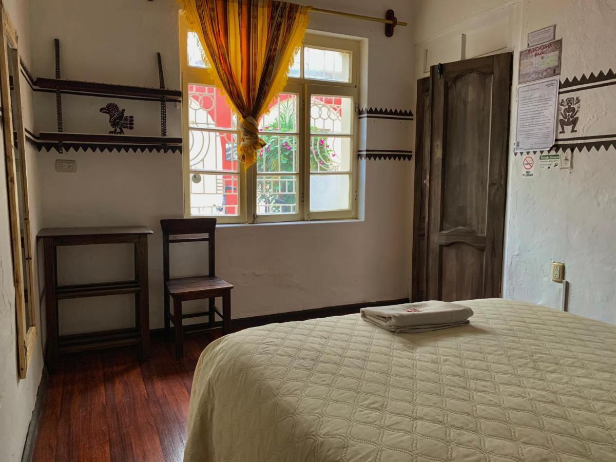 Hostal Yakumama Cuenca Kültér fotó
